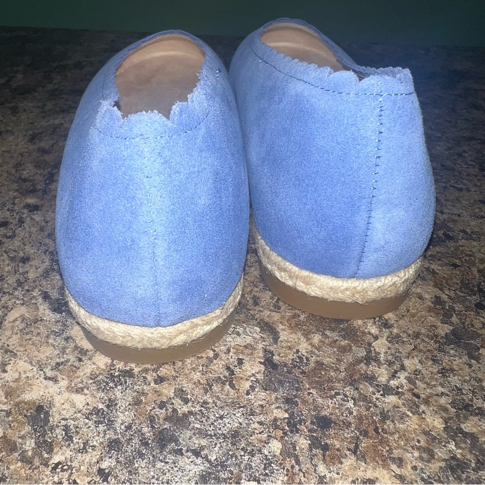 Isaac Mizrahi Cobalt Suede Scalloped Espadrille Flats - Picture 7 of 11